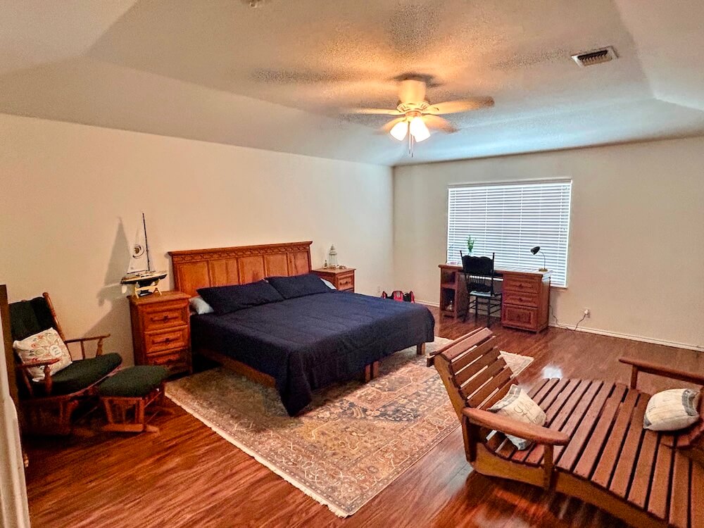 Bedroom